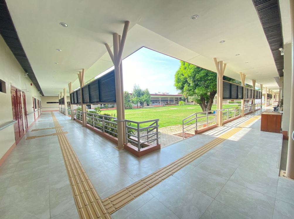 Picture 4, AVRC II View of Building Wing 1 and Wing 2